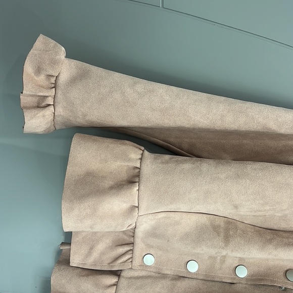 Buttoned warm cardigan/shacket. - Picture 2 of 2